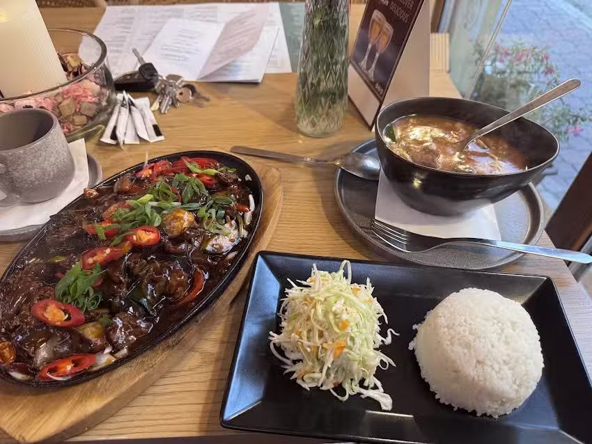 Bamboo Oriental Food