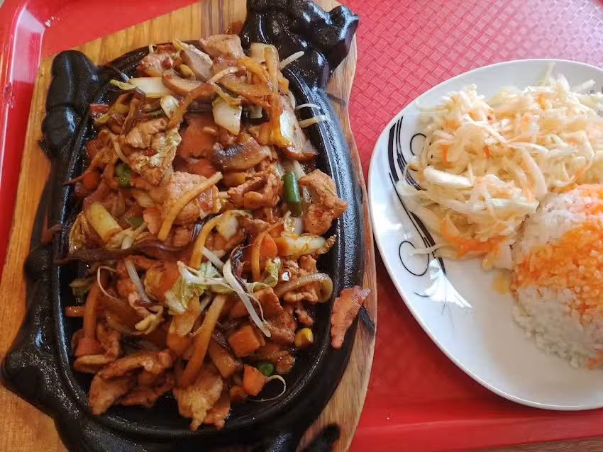 Bar orientalny Ha Long Ostrowskiego