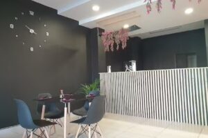 Daruma Sushi Knur&oacute;w