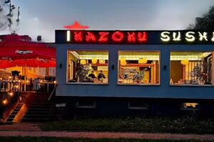 Kazoku Sushi & Ramen