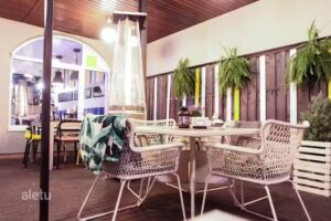 Klubokawiarnia Bez Ogr&oacute;dek / Sushi