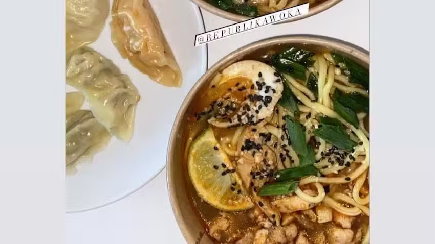 Republika Woka & Sushi