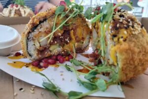 Sushi burgery & handrolle