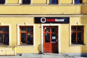 Sushi Kushi Psie Pole