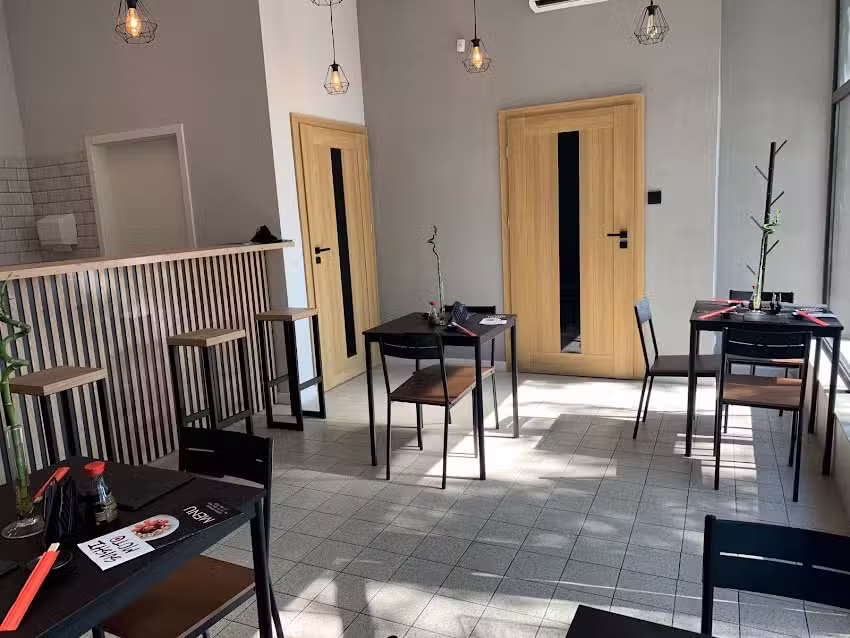 SushiMoto &ndash; sushi Gr&oacute;jec