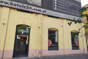 Tanoshii Sushi and Ramen