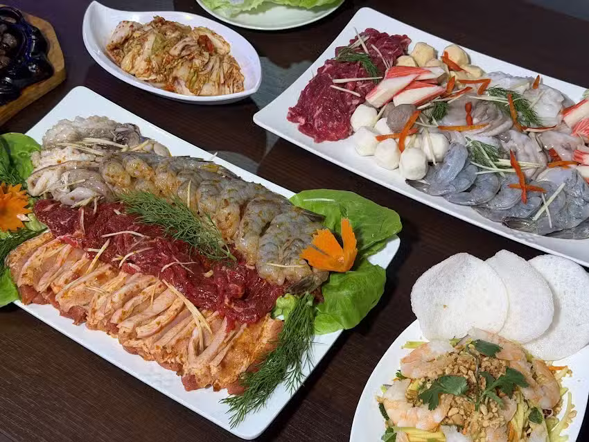 VIETNAM HOTPOT