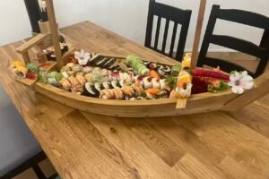 WOK N ROLLS Kuchnia tajska Hosomaki Uramaki Futomaki