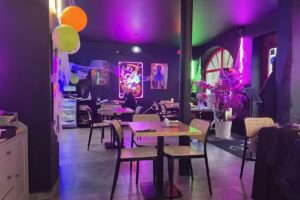 Yatta Bar Sharing Concept