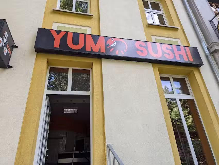 YUMO sushi